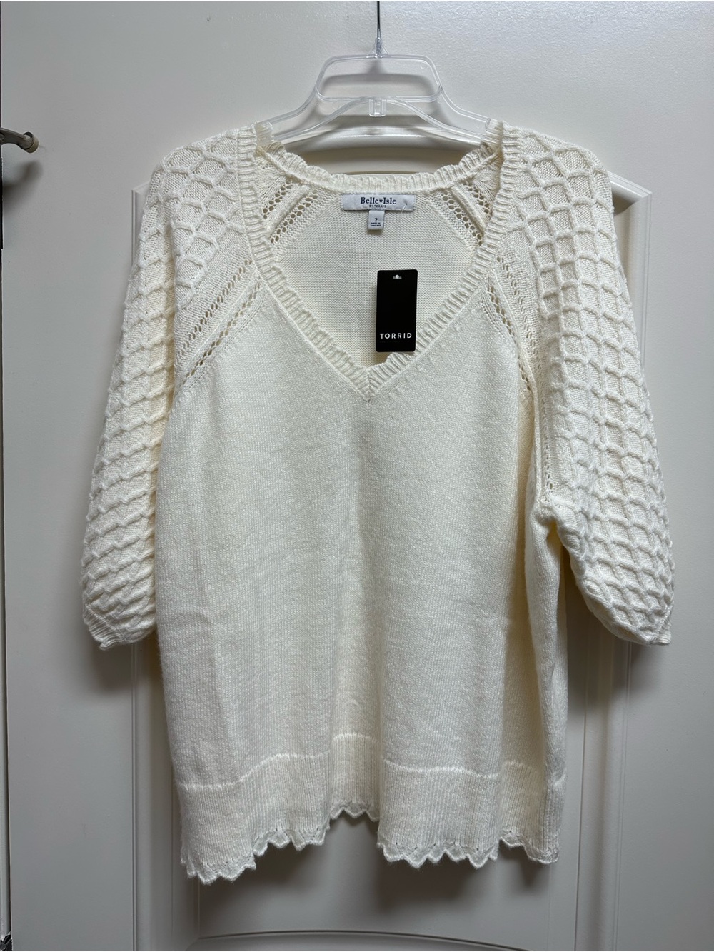 torrid Cream V-Neck Textured Sleeve Sweater, NWT